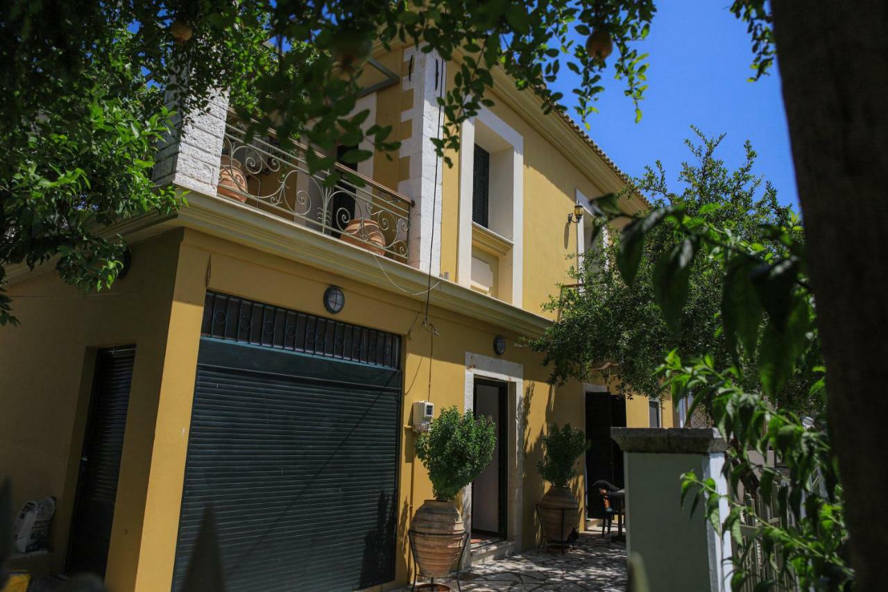Palairos Historic Property Exterior photo